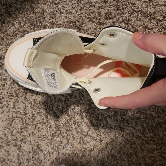 Size 8.5 Women’s - Picture 7 of 9